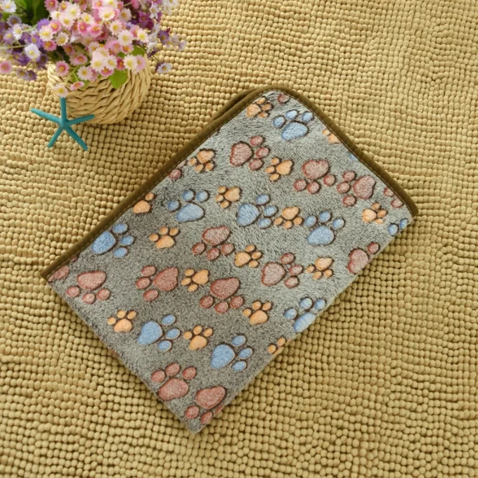 Cute Warm Pet Bed Mat Cover Towel 3 Sizes Handcrafted Cat Dog Fleece Soft Blanket for Small Medium Large Dogs Puppy Pet Supplies - Image 10
