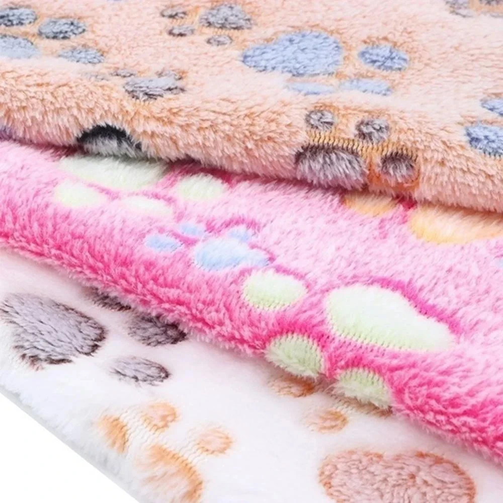 Cute Warm Pet Bed Mat Cover Towel 3 Sizes Handcrafted Cat Dog Fleece Soft Blanket for Small Medium Large Dogs Puppy Pet Suppl
