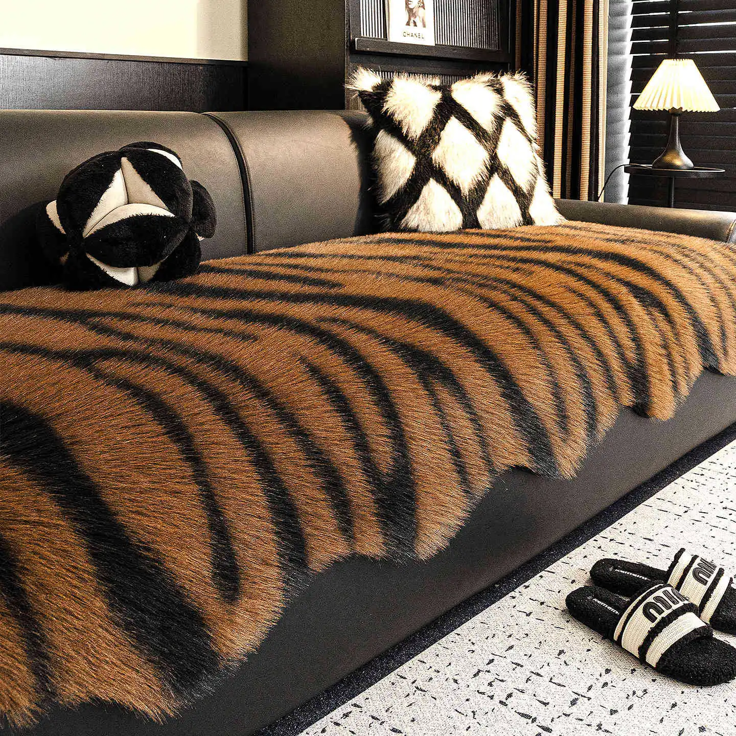 Luxury Imitation Mink Fur Sofa Cover Non-Slip Solid Color Thicken Warm Plush Sofa Towel For Living Room Couch Cover Home Decor - Image 2