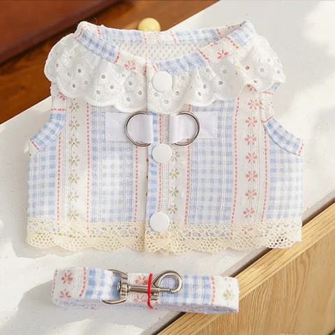 Sweet Lace Dog Harness with Rope Floral Print Pet Plaid Vest Fashion Puppy Jacket Summer Mesh Cat Harness Walking Pet Supplie