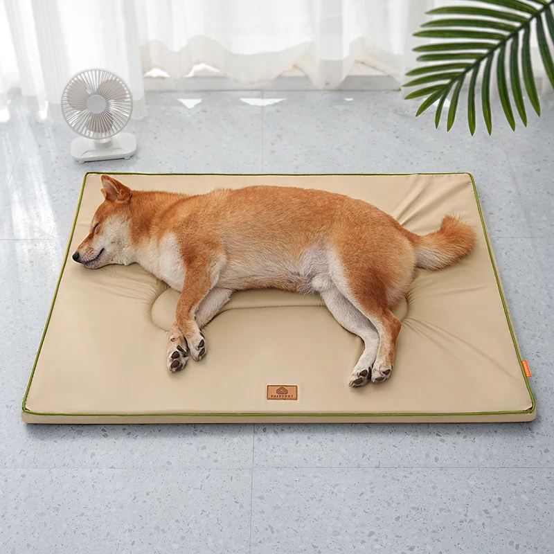Winter Dog Crate Pad Bed for Medium Large Dogs,Washable Kennel Mat for Cozy Sleeping,Soft Fluffy Dog Bed for Indoor & Outdoor